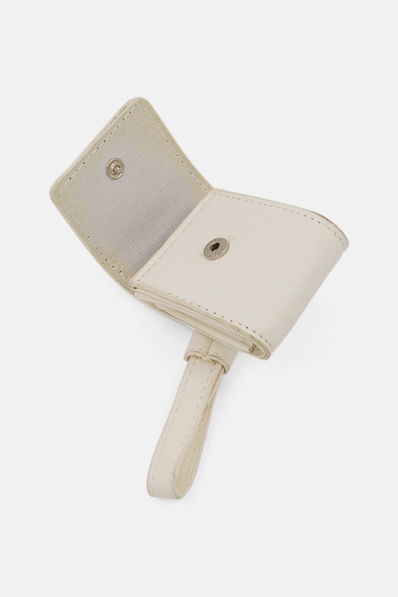 Don't Call Me Jennyfer Earpads Case, White  - Image 3