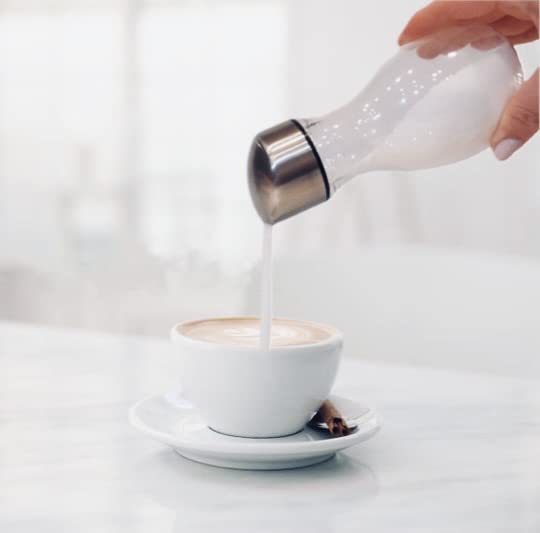 J&M DESIGN Sugar Dispenser with Pour Spout, Coffee Bar Accessories for Coffee, Tea and Baking - 9.5oz Container - Image 5