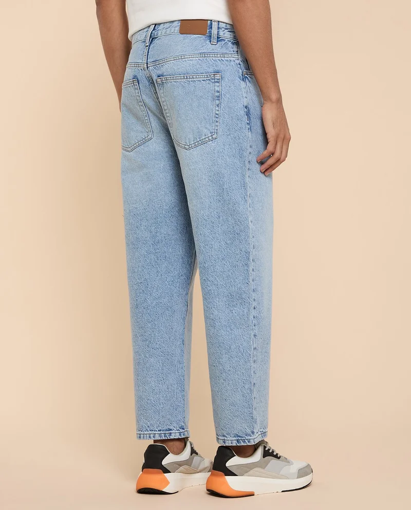 R&b  Washed Straight Fit Jeans with Button Closure for Men | Best Price UAE