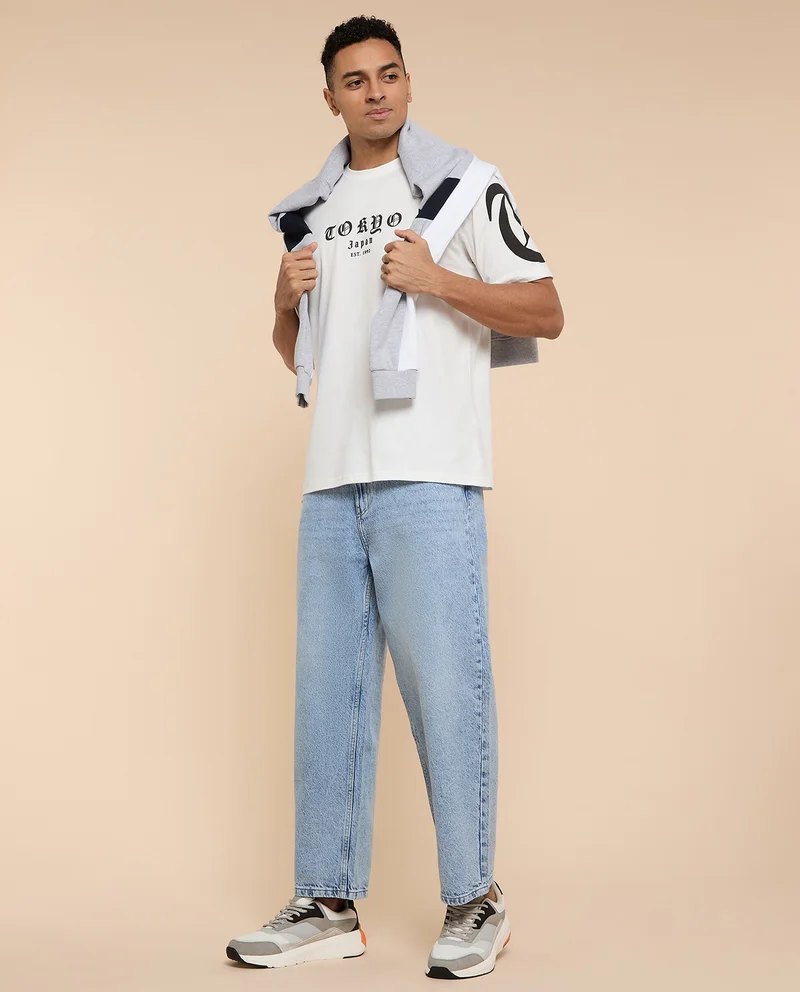 R&b  Washed Straight Fit Jeans with Button Closure for Men | Best Price UAE
