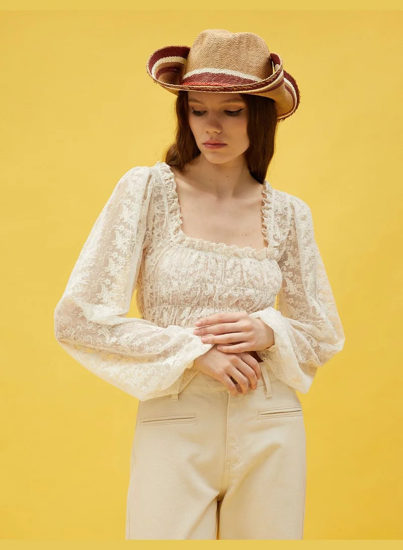 كوتون Puff Sleeve Lacy Crop Blouse