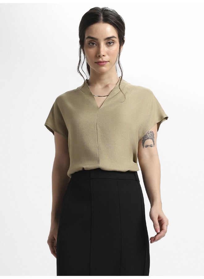 Dennis Lingo Khaki Viscose Moss Top for Women, Comfortable Fit - Image 5