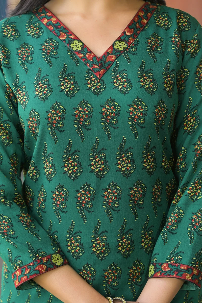 ZERESOUQ Green Viscose Rayon Floral Printed Straight 3-Piece Kurta Set
