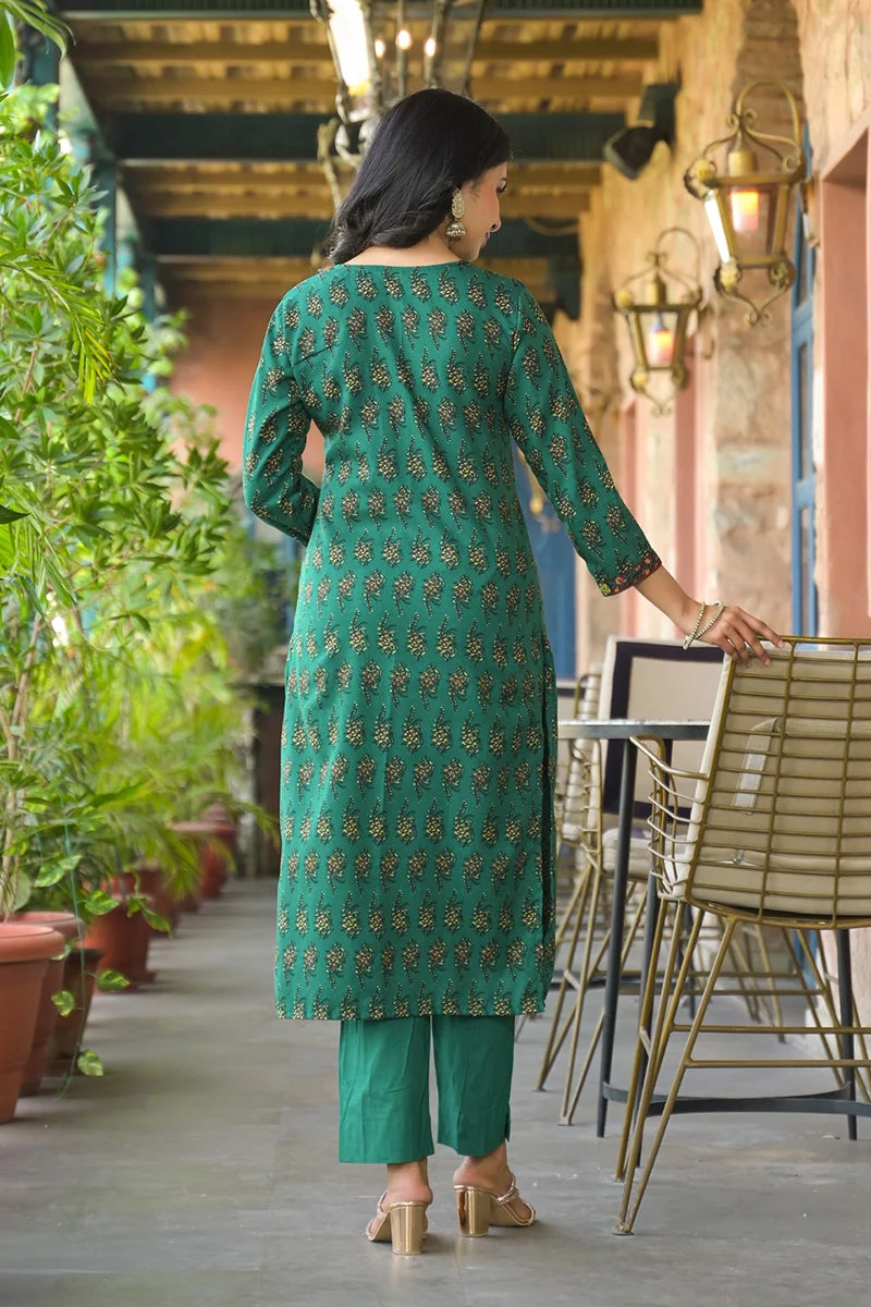 ZERESOUQ Green Viscose Rayon Floral Printed Straight 3-Piece Kurta Set