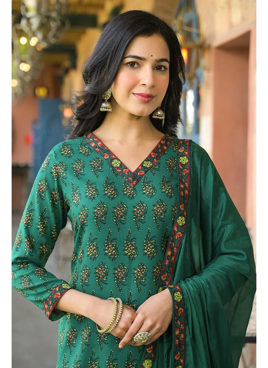 زيري سوق Green Viscose Rayon Floral Printed Straight 3-Piece Kurta Set