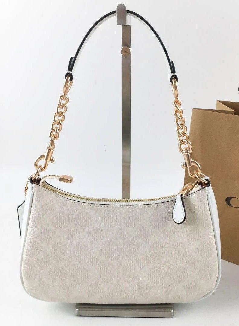 كوتش اوت ليت حقيبة كتف تيري من كوتش أوتلت سيجنال - Image 4