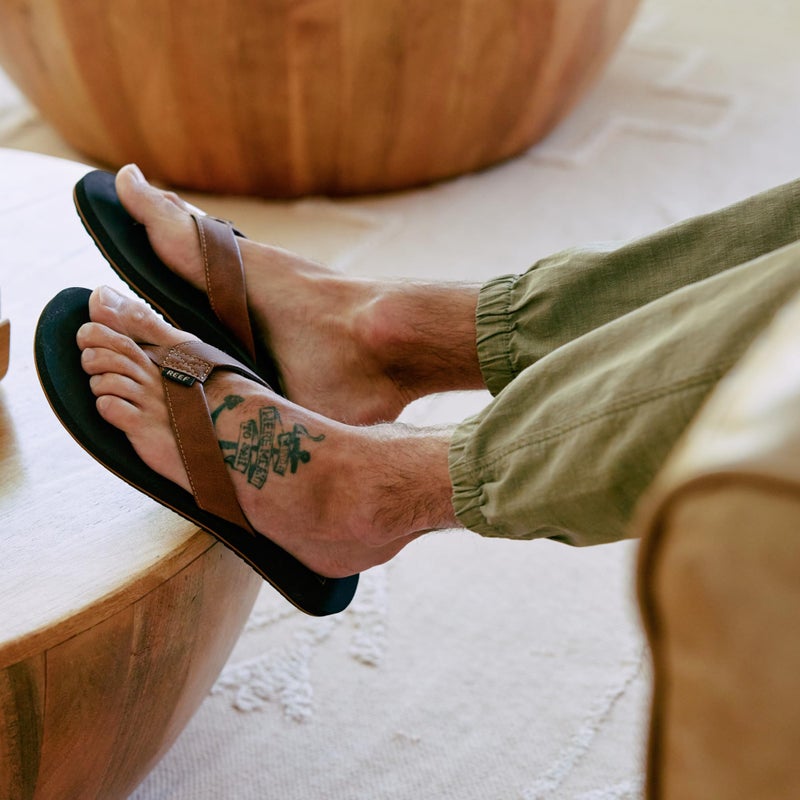 REEF Twinpin Mens Beach Flip Flop, Soft Cushion Footbed, Water Friendly, Sandstone, 12 - Image 2