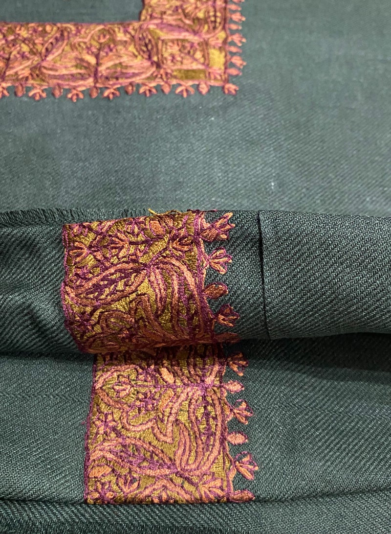 عمامة راس رجالي ، شال للرجل صيفي نقش خياطة ، شالات رجالية ، شيلان يمني عربي ، عصبة الراس ، قبعة صيفية ، هدايا رجالية ، هدايا للرجال ، الشال العربي ، عمامة سعودية اماراتية خليجية عمانية يمنية اسلامية - Image 4