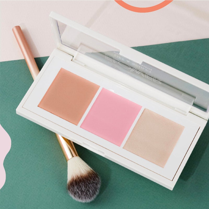 FLOWER BEAUTY By Drew Barrymore Lift & Sculpt Contouring Palette - Contour + Blush + Highlight - Creamy + Blendable Powder (Light to Medium) - Image 3