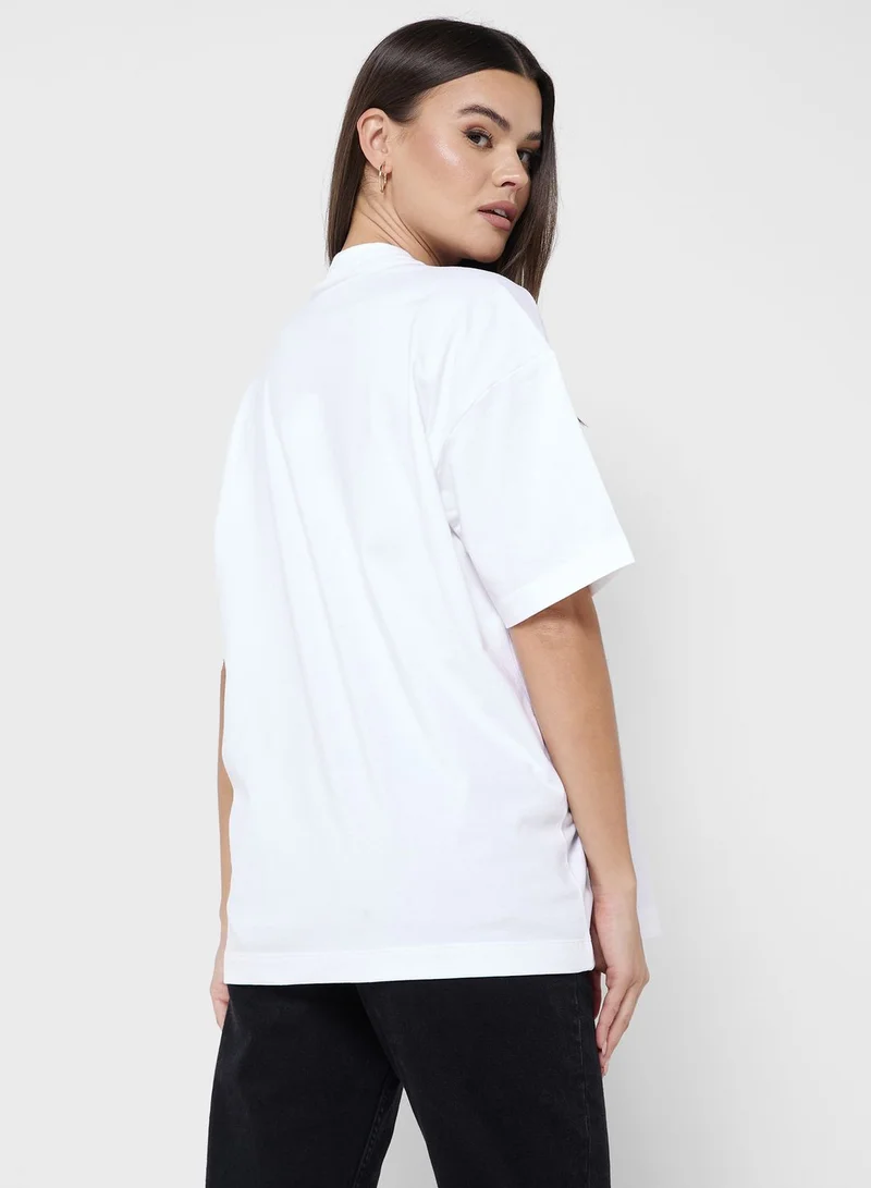 Calvin Klein Jeans Crew Neck Graphic T-Shirt