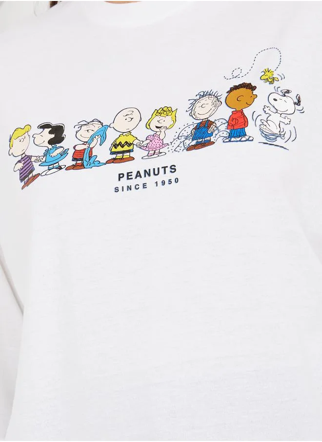 Styli Oversized Peanuts Graphic Print Drop Shoulder T-Shirt