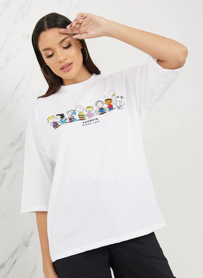 Styli Styli Oversized Peanuts Graphic Print Drop Shoulder T-Shirt