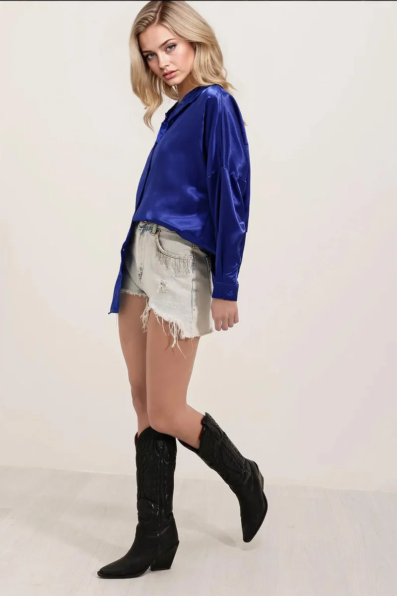 Big Dart Oversized Satin Button-Front Shirt
