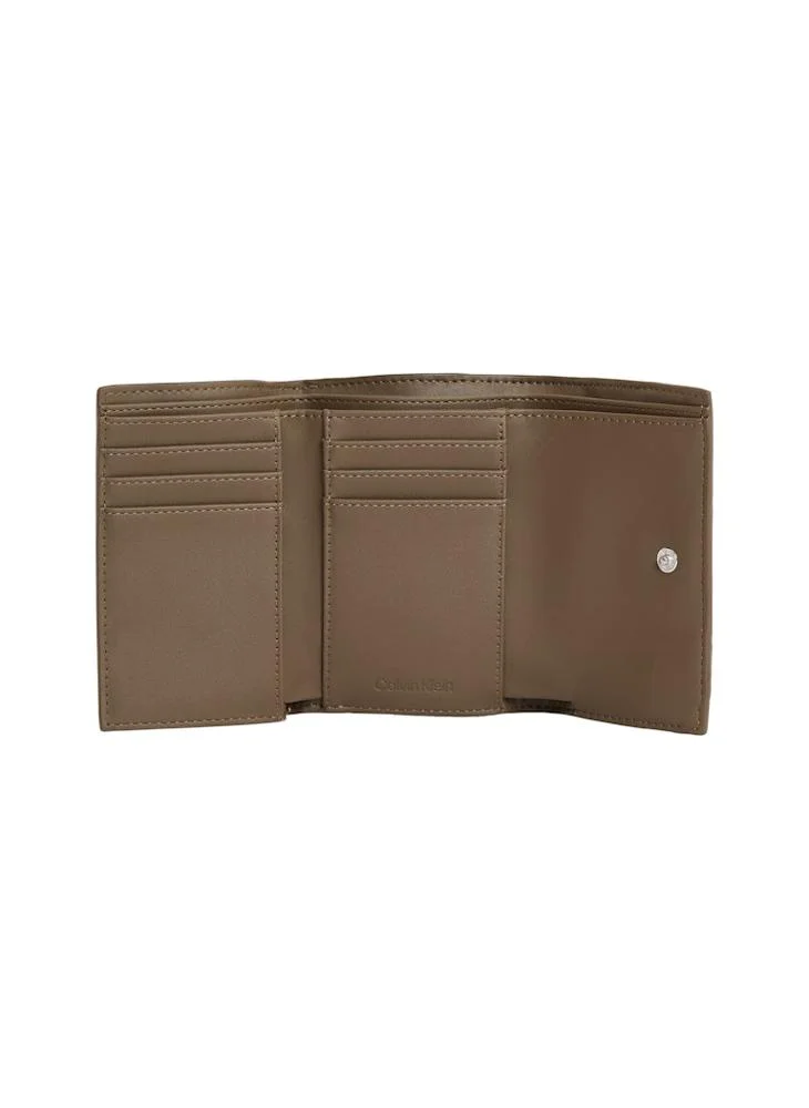CALVIN KLEIN SMALL TRIFOLD WALLET
