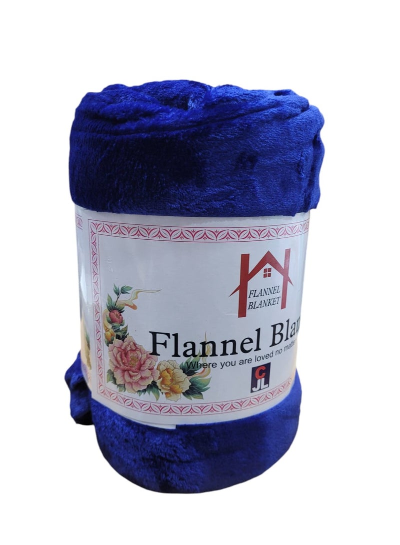 Baltic Linen بطانية فليس 200x240 سم بطانية ناعمة ورقيقة - دافئة للكنبة والسرير - سهلة الحمل - لون أزرق داكن - Image 1