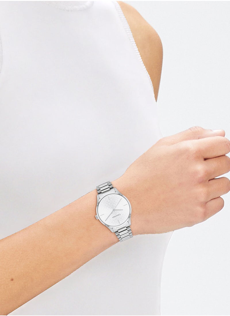 CALVIN KLEIN ساعة ايكونيك للجنسين من الستانلس ستيل - 25200168  - Image 4