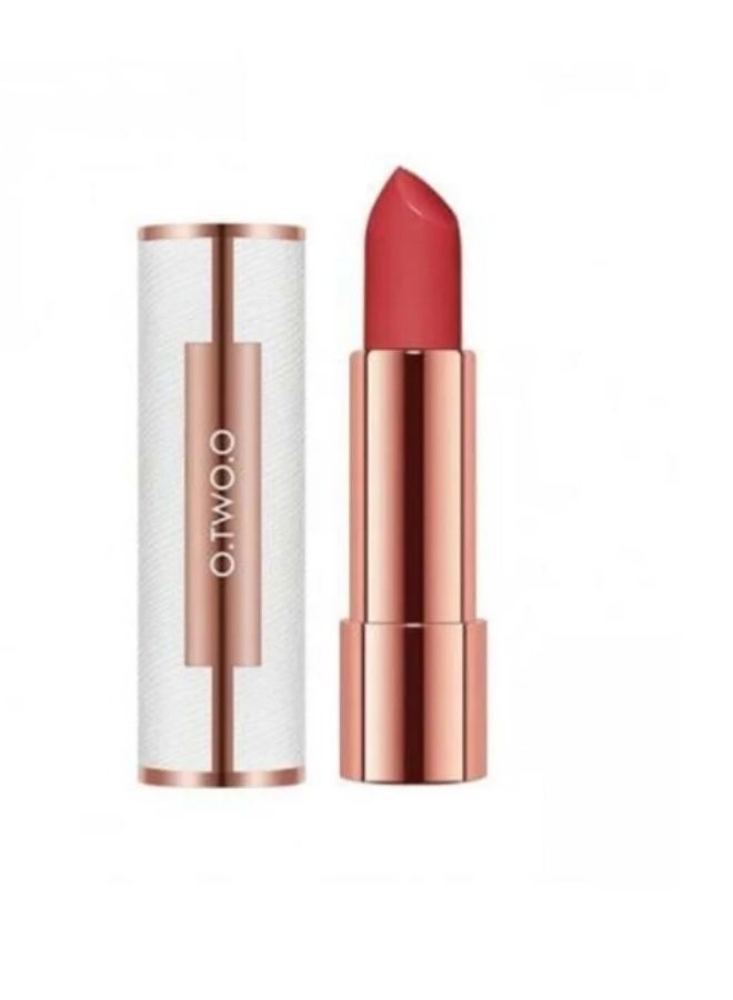 O.TWO.O Spoon Gold Velvet Lipstick No. 01 - Image 1
