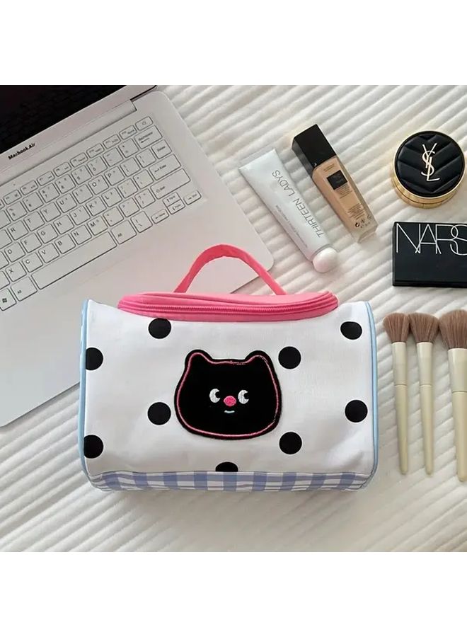 حقيبة مستحضرات تجميل بولكا دوت كات بسعة كبيرة لتخزين مستلزمات السفر باللون الوردي - Image 1