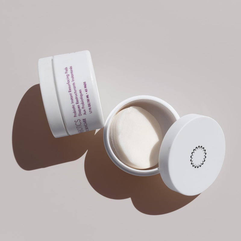 Glowbiotics Probiotic Instant Facial Resurfacing Pads: Exfoliates, Hydrates, Reduces Fine Lines & Pores | With Vitamin C & 5% Lactic Acid - Image 3