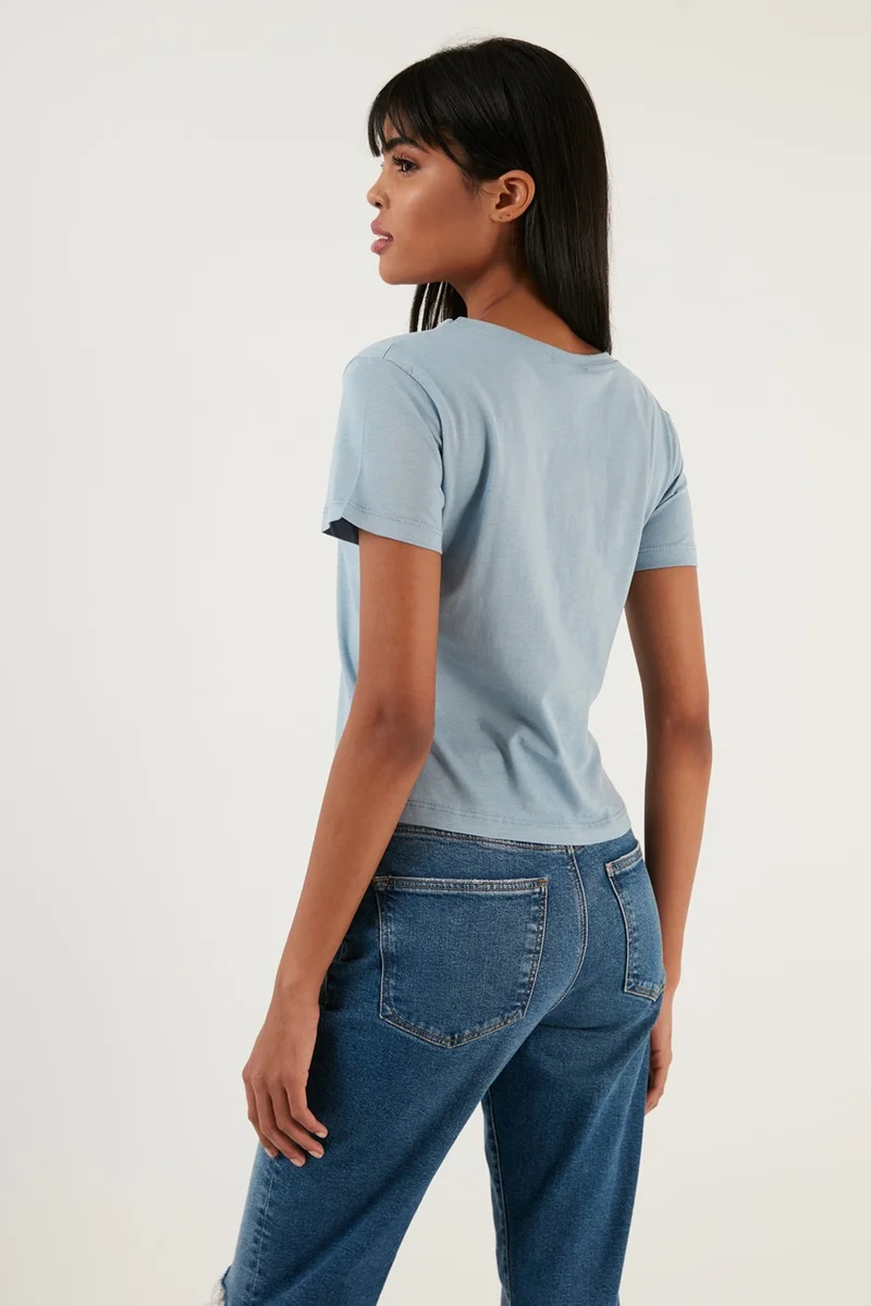 ليلا Brooklyn Printed Crew Neck Slim Cut T Shirt Women's T Shirt 5864581