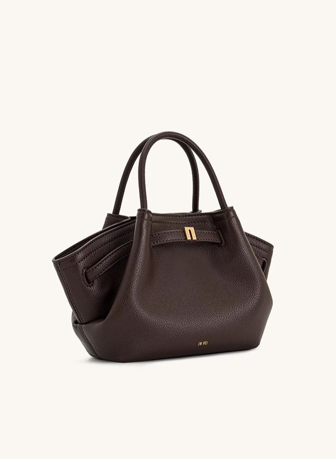 جي دبليو بي JW PEI حقيبة توت نسائية هانا بلون القهوة الداكنة من جلد النفط الشمعي - Image 3