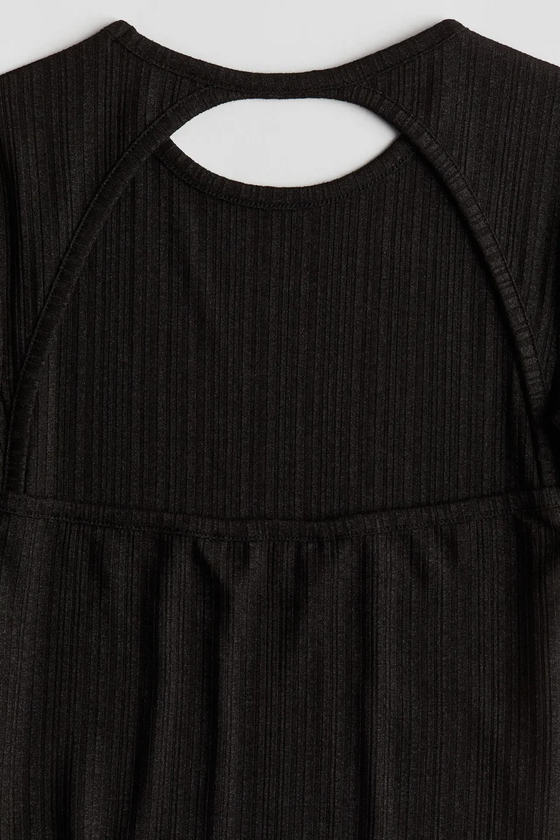 اتش اند ام فستان من الجيرسيه بفتحة ظهر