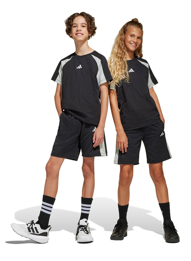 adidas شورتات ملونة أساسية للموسم للشباب - Image 4