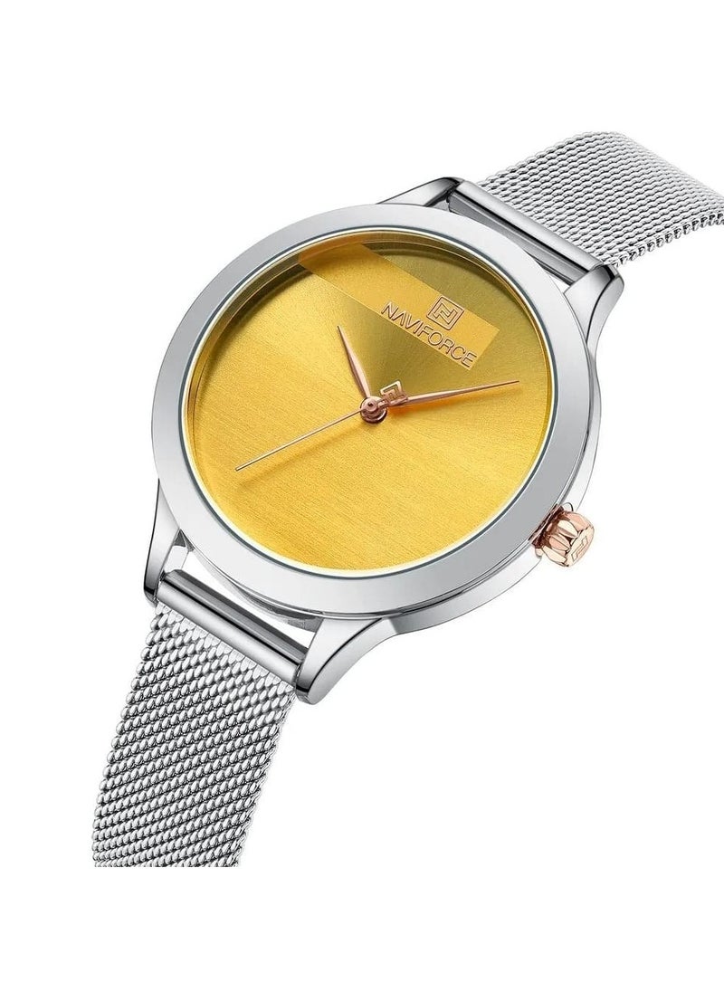 NAVIFORCE Elegant Women's Quartz Watch Stylish Round Dial with Minimalist Design Stainless Steel Mesh Strap Fashionable Timepiece for Everyday Wear and Special Occasions  - Image 2