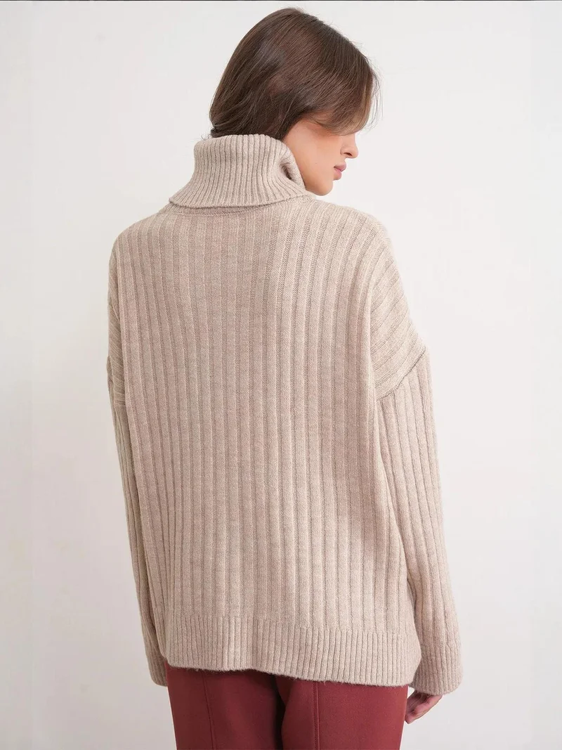 Mixray Beige Natural Mixray Oversize Ribbed Turtleneck Sweater for Women | Best Price UAE