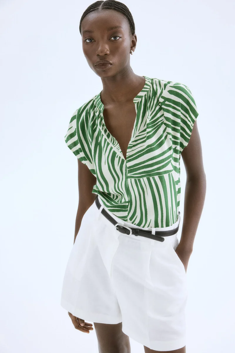 اتش اند ام Band-collar blouse