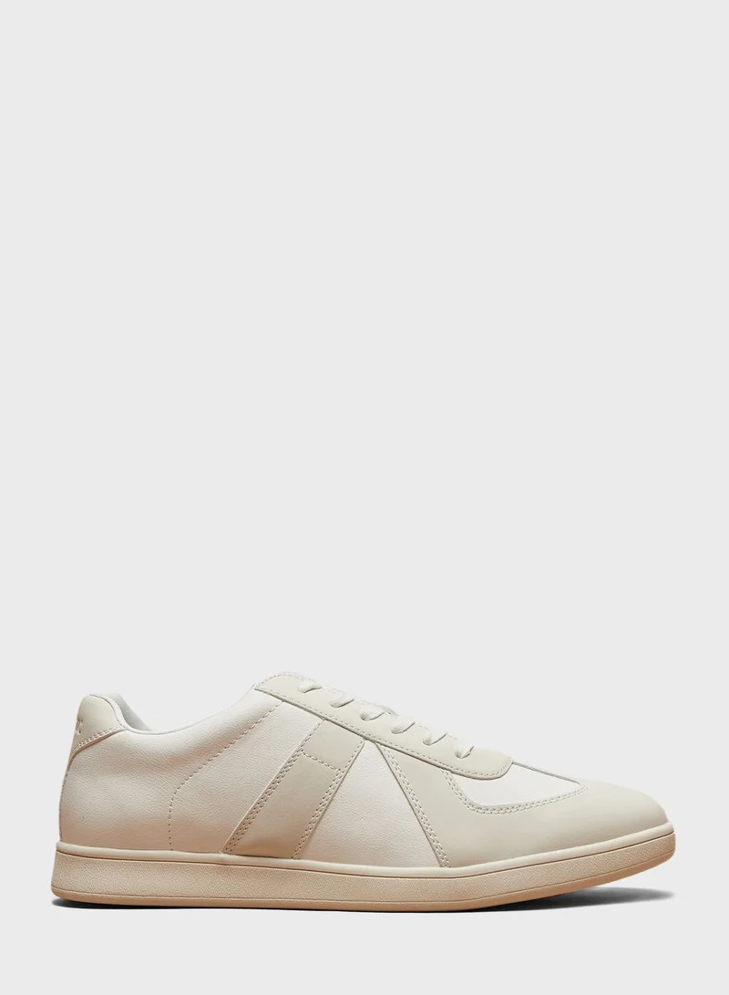 Lee Cooper Lace Up Low Top Sneakers