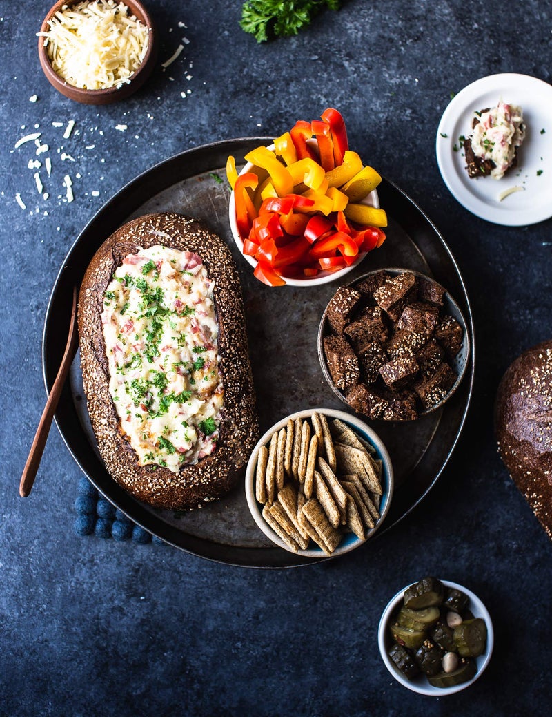 Terrapin Ridge Farms Roasted Garlic Horseradish Dip - Bold and Creamy Condiment for Meats, Sandwiches & Snacks, Gluten Free & Keto Friendly - 10.2 oz jar - Image 2