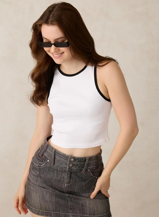 Outzidr  White Contrast Trim Ribbed Tank for Women | Best Price UAE