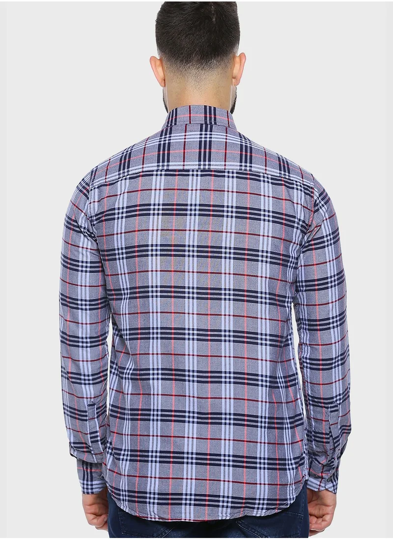 Campus Sutra Checked Regular Fit Shirt