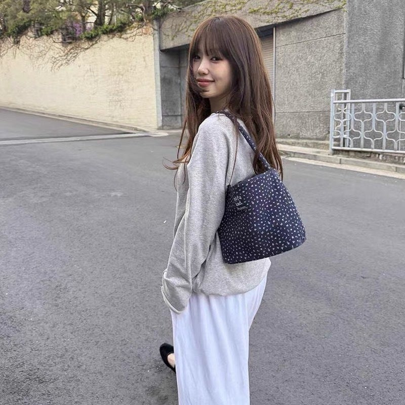 Women's Polyester Bucket Shoulder Bag - Image 3