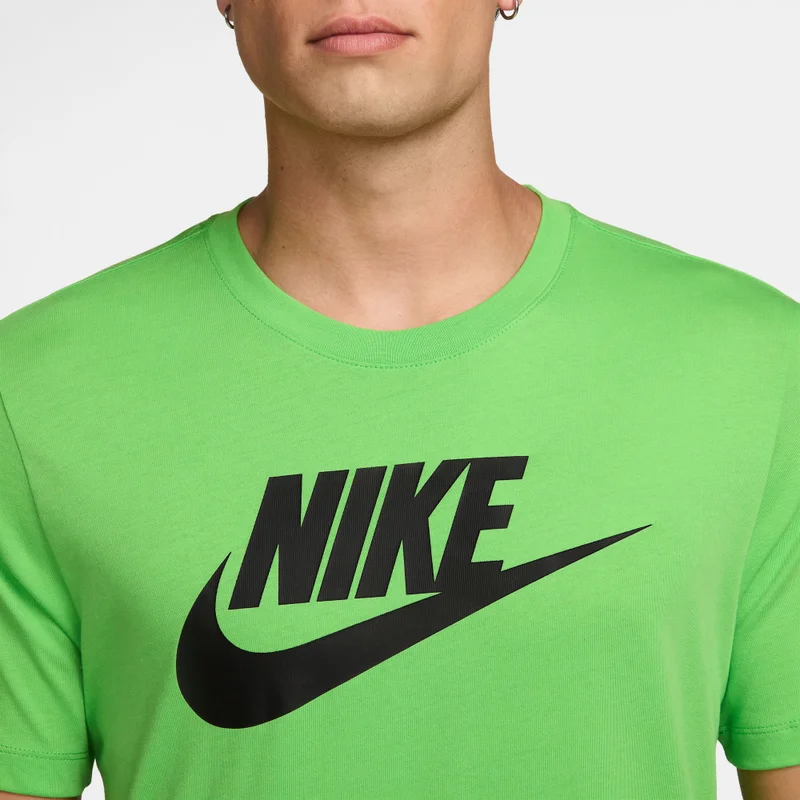 Nike Men's Sportswear Icon Futura T-Shirt