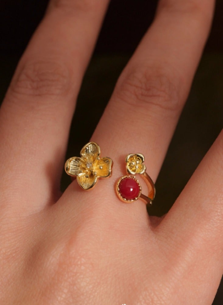 Vintage Haute Couture Pearl and Gold Flower Split Ring Red - Image 1