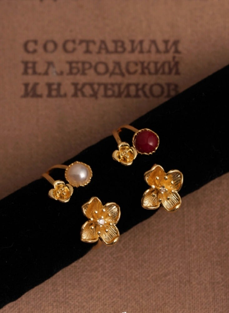 Vintage Haute Couture Pearl and Gold Flower Split Ring Red - Image 2