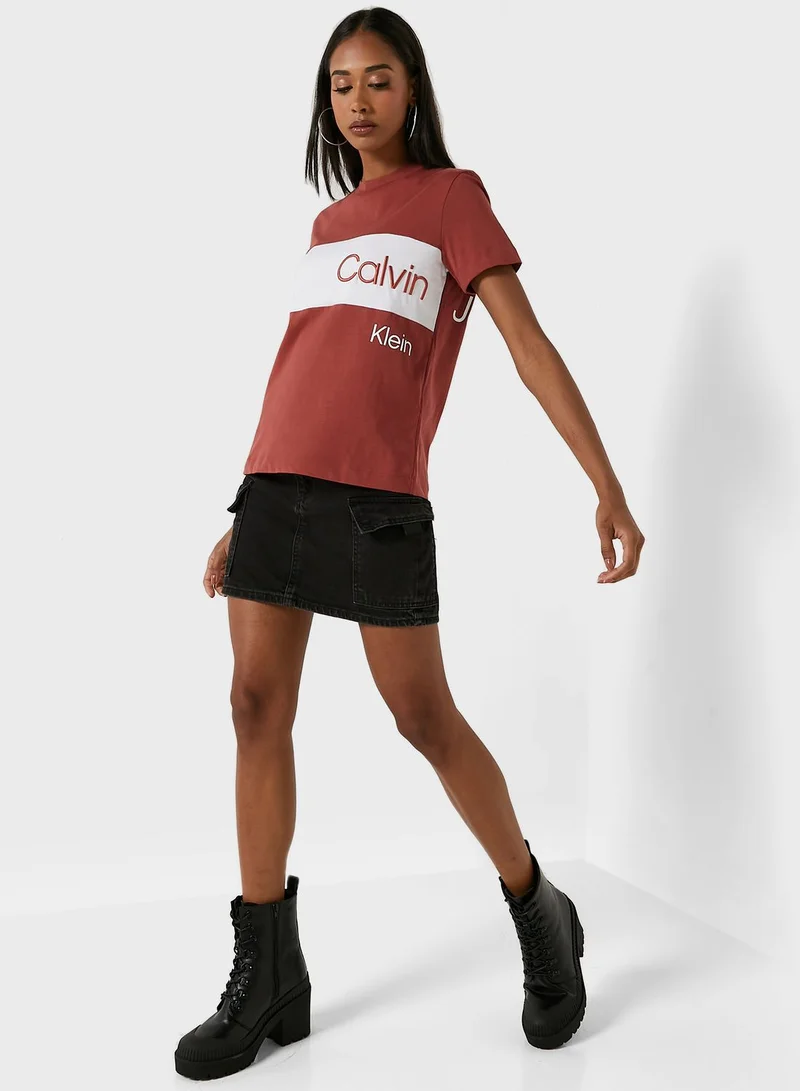Calvin Klein Jeans Crew Neck Colorblock T-Shirt
