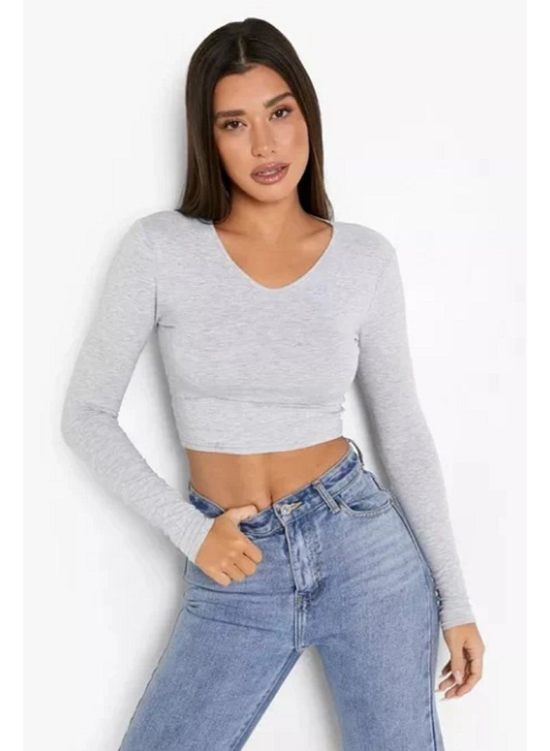 Women's Undershirts Deep V-Neck Long Sleeve Crop Top  Form-Fitting - Image 1