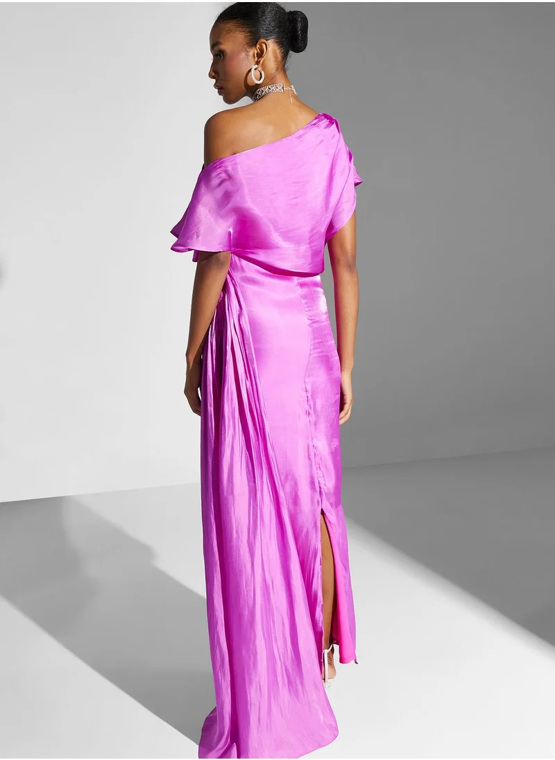 Namshi X Zena Louay Zena Louay Off Shoulder Dress With Trail