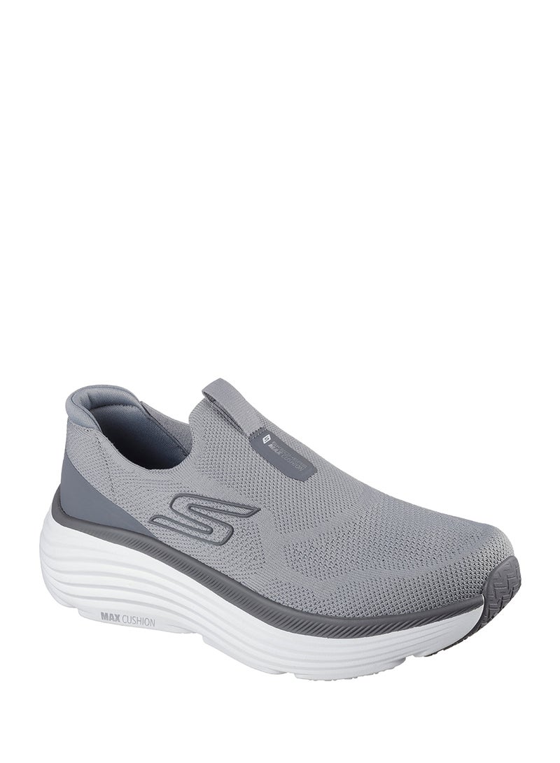 SKECHERS Max Cushioning Endeavour  - Image 3