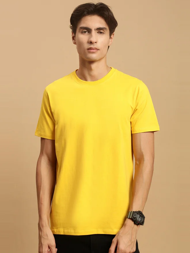 ECOLORE Men Mustard Crew Neck Slim Fit T-Shirt
