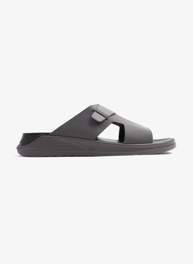 اومو كافالير UOMO CAVALIER CLASSIC WITH BUCKLE STRAPS SANDALS