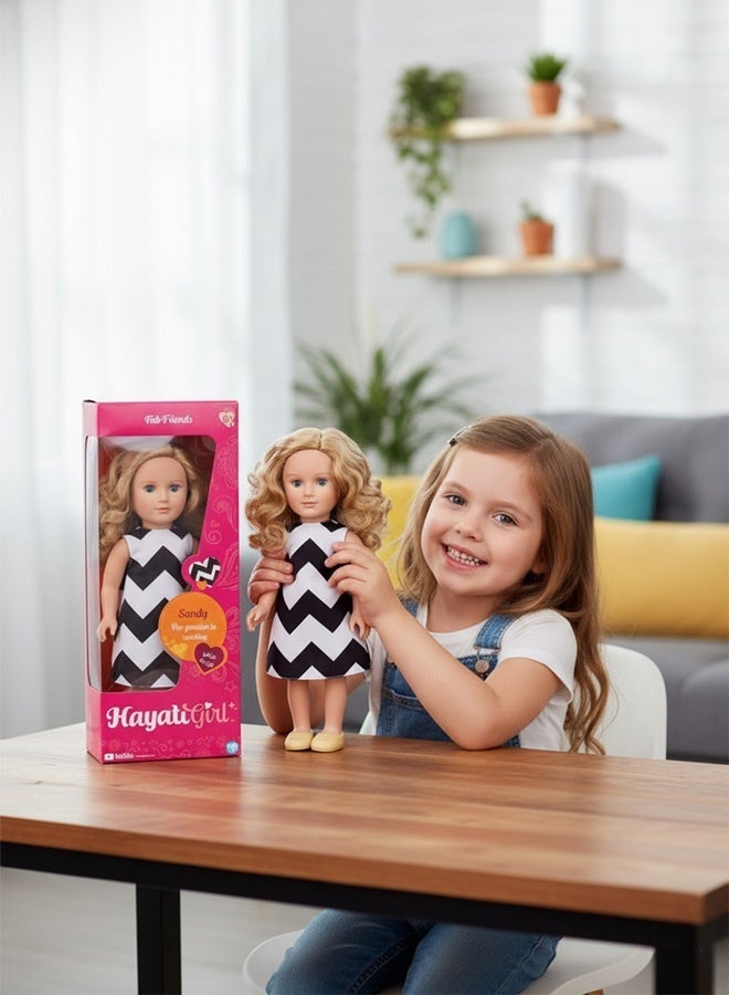 حياتي غيرل دمية هايتي جيرل ساندي – 18 بوصة بشعر مموج مع فستان وملابس رياضية - Image 3