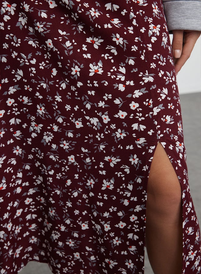 trendyol Burgundy Slit Detail Floral Patterned Viscose Fabric Midi Woven Skirt  - Image 4