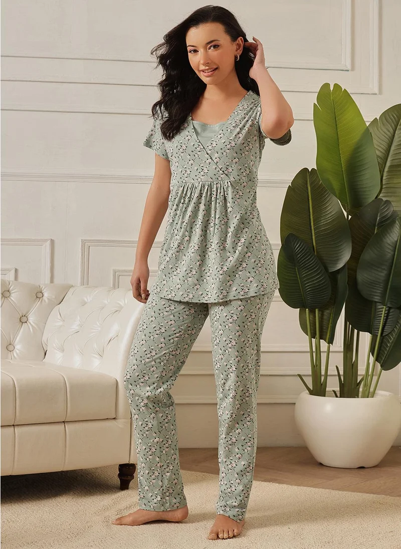 Clovia Green Clovia Floral Print Feeding Top & Pyjama Set in Light Green - 100% Cotton for Women | Best Price UAE