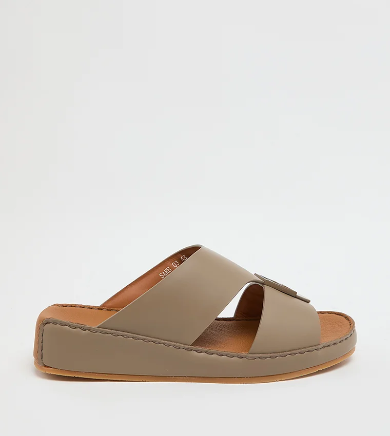 ستيف مادن Men's Stone Grey Sarb Arabic Sandals