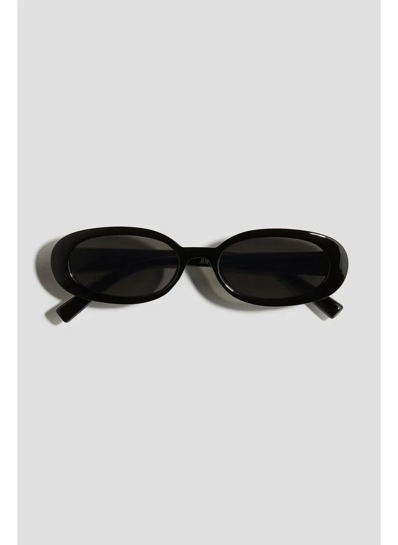 اتش اند ام Oval sunglasses