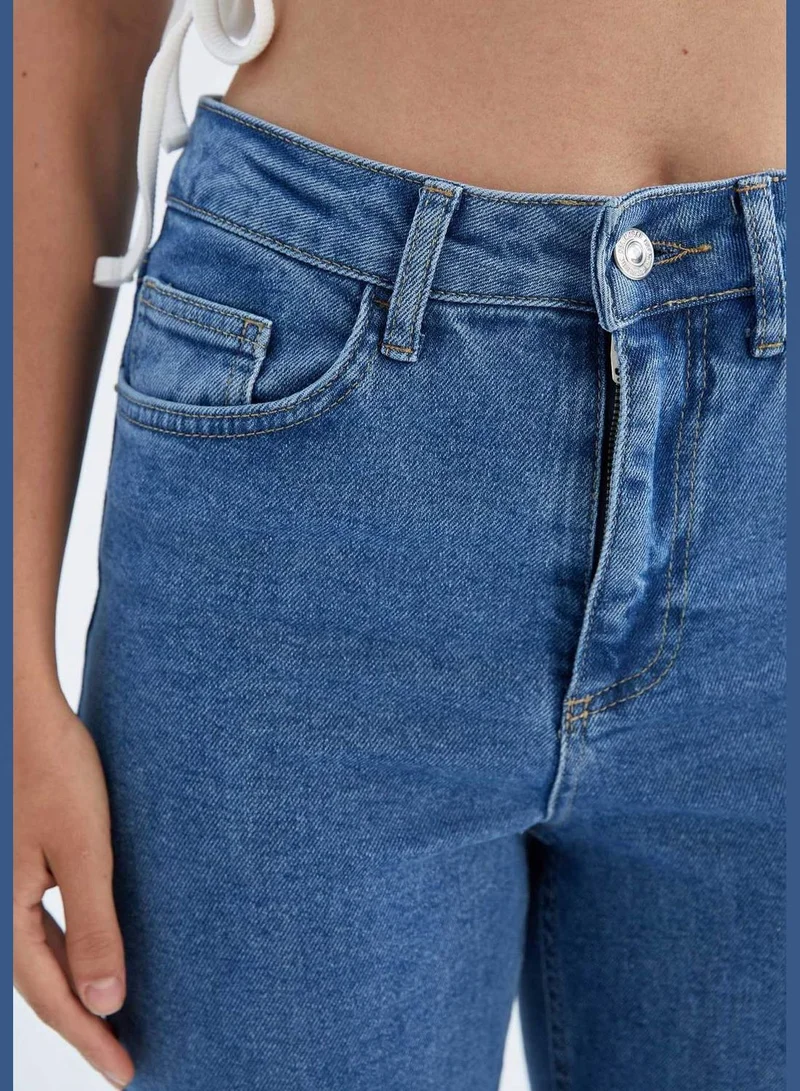 DeFacto Woman Vintage Slim Denim Trousers